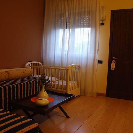 Nuovo Hotel Vigevano Luaran gambar