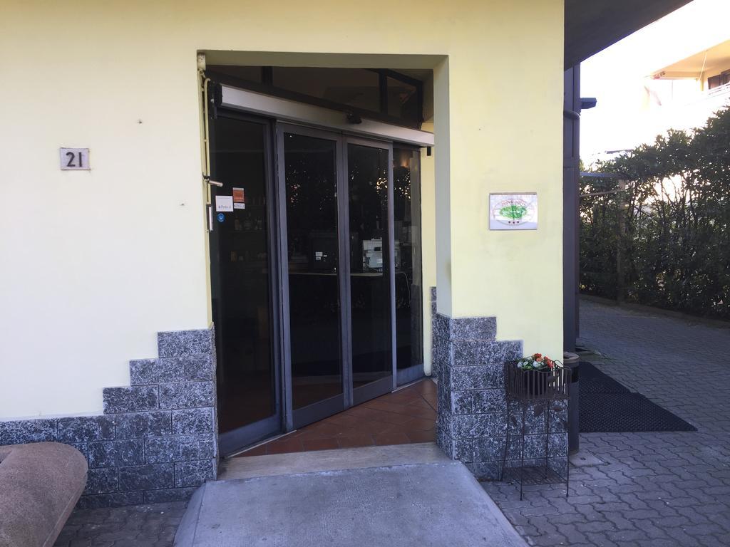 Nuovo Hotel Vigevano Luaran gambar